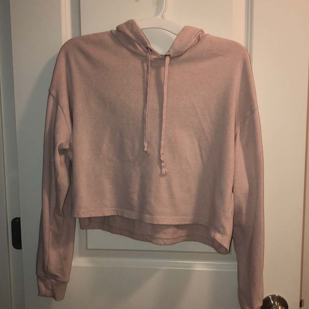 cropped hoodie